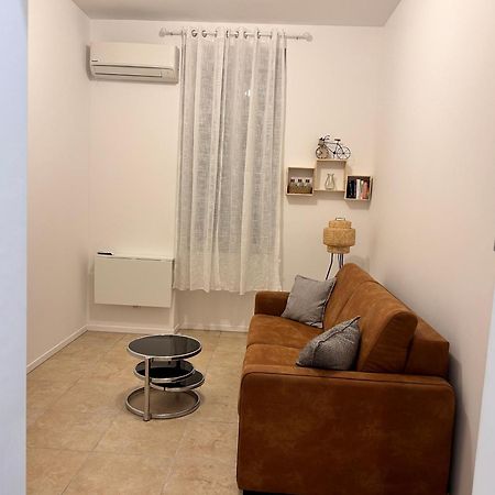 Appartement T1 Intra-Muros Avignone Esterno foto